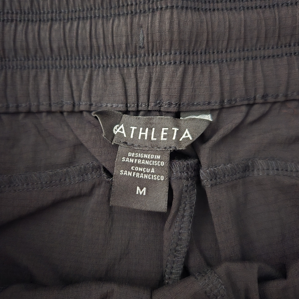 NWT Athleta Trekkie North Short - Picture 3 of 5